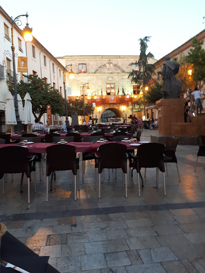 Restaurante La bodega - Pl. del Arco, 4, 30400 Caravaca de la Cruz, Murcia, Spain