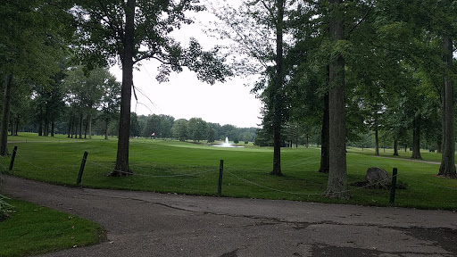 Golf Club «Hilliard Lakes Golf Club», reviews and photos, 31665 Hilliard Blvd, Westlake, OH 44145, USA
