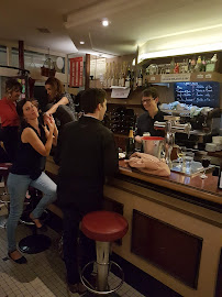 Atmosphère du Restaurant Le Gavroche Bar à vins à Paris - n°7