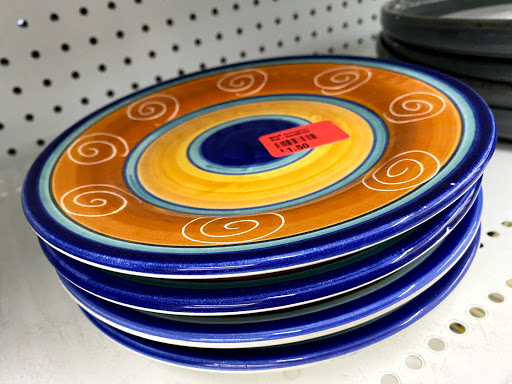 Non-Profit Organization «Society of St. Vincent de Paul - Sunnyslope Thrift Store», reviews and photos, 8231 N 7th St, Phoenix, AZ 85020, USA