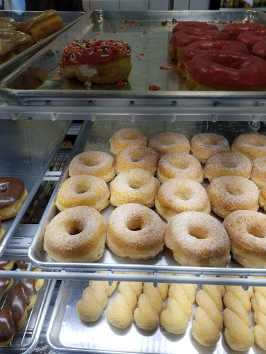 Donut Shop «Dannys Donuts», reviews and photos, 417 Main St SW, Gainesville, GA 30501, USA