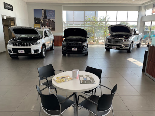 Car Dealer «Mike Brown Chrysler Dodge Jeep», reviews and photos, 4970 E Hwy 377, Granbury, TX 76049, USA