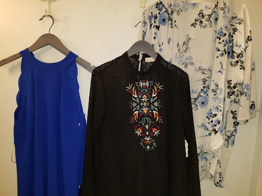 Shopping Mall «La Place Shopping Center», reviews and photos, 2101 Richmond Rd, Beachwood, OH 44122, USA