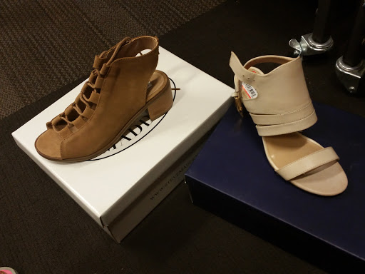 Shoe Store «DSW Designer Shoe Warehouse», reviews and photos, 2316 Monument Blvd, Pleasant Hill, CA 94523, USA