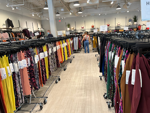 Sportswear Store «lululemon», reviews and photos, 6800 N 95th Ave #380, Glendale, AZ 85305, USA