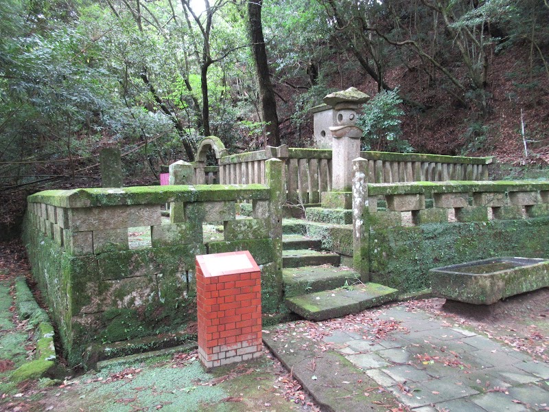 島津忠良（日新斎）の墓