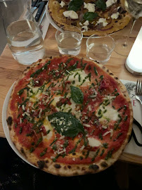 Pizza du Pizzeria AVE Pizza Bar à Paris - n°15