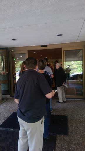 Funeral Home «Cedar Memorial Funeral Home», reviews and photos, 4200 1st Ave NE, Cedar Rapids, IA 52402, USA