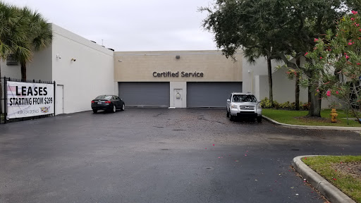 Cadillac Dealer «AutoNation Cadillac West Palm Beach», reviews and photos, 2101 45th St, West Palm Beach, FL 33407, USA