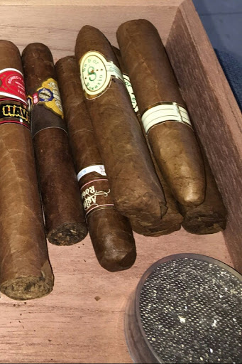 Cigar Shop «Staten Island Cigar Shop - Rosario Cigars, LLC», reviews and photos, 1738 Victory Blvd, Staten Island, NY 10314, USA