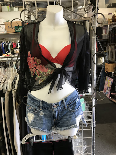 Thrift Store «Bayside Thrift Shop Ltd», reviews and photos, 14402 Northern Blvd, Flushing, NY 11354, USA