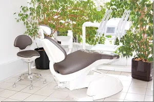 Dentiste - Dr Blanc Pascal image