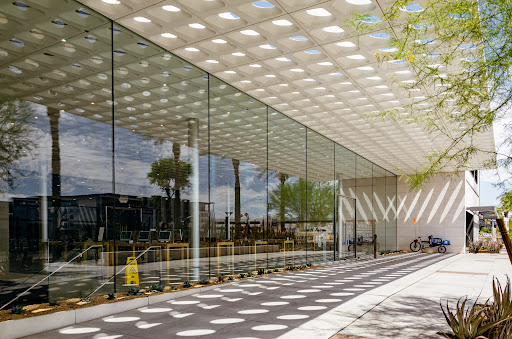 Computer Store «Apple Biltmore», reviews and photos, 2502 E Camelback Rd, Phoenix, AZ 85016, USA