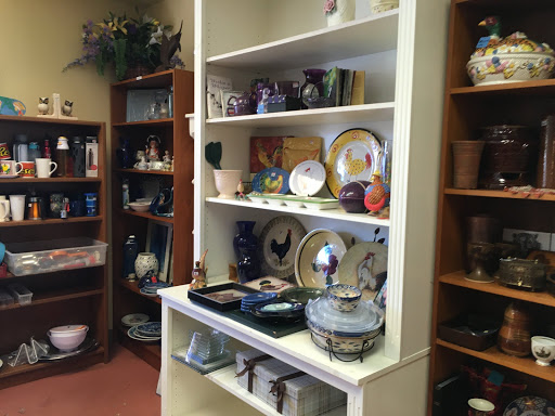 Thrift Store «Sutter VNA & Hospice Thrift Store», reviews and photos, 3209 Cleveland Ave, Santa Rosa, CA 95403, USA