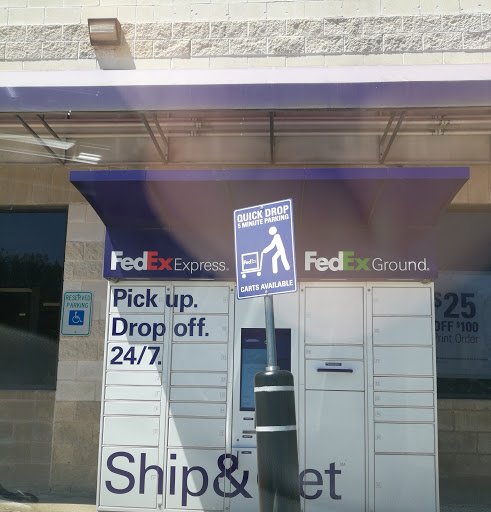 Print Shop «FedEx Office Print & Ship Center», reviews and photos, 415 E State Hwy 114, Grapevine, TX 76051, USA