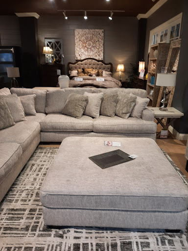 Furniture Store «American Furniture Galleries (Sacramento)», reviews and photos, 2336 Auburn Blvd, Sacramento, CA 95821, USA