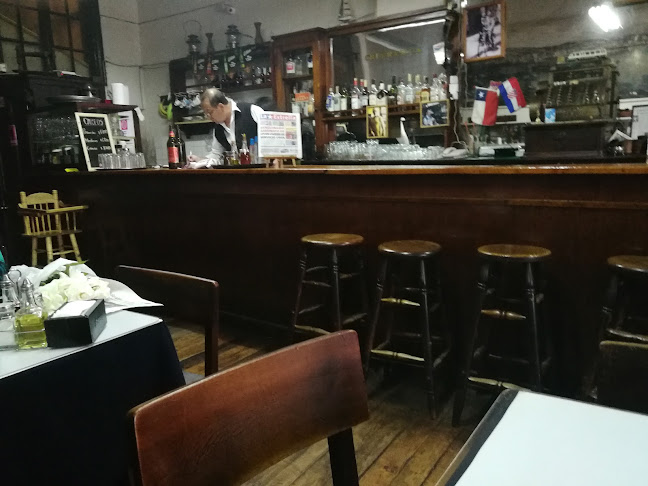 Opiniones de San Carlos en Valparaíso - Restaurante