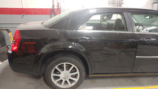 Auto Body Shop «Richards Body Shop», reviews and photos, 910 W Northwest Hwy, Arlington Heights, IL 60004, USA