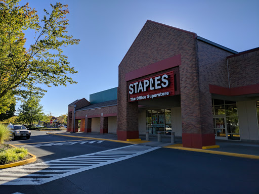 Office Supply Store «Staples», reviews and photos, 8795 SW Tualatin-Sherwood Rd, Tualatin, OR 97062, USA
