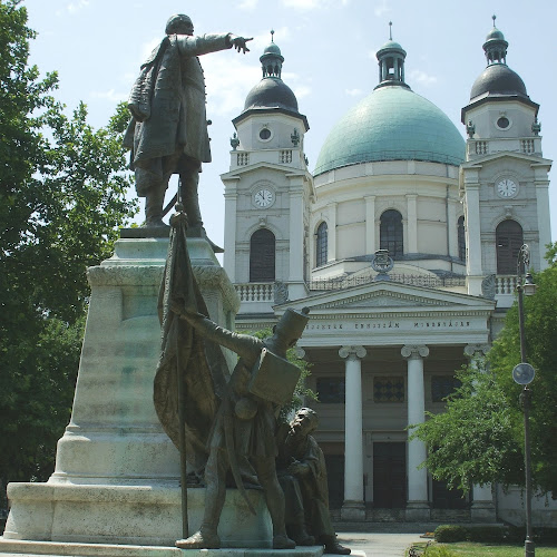 Ceglédi Polgármesteri Hivatal - Cegléd