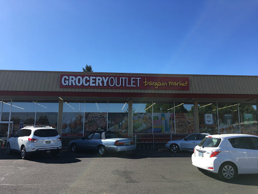 Grocery Store «Grocery Outlet Bargain Market», reviews and photos, 2060 River Rd, Eugene, OR 97404, USA