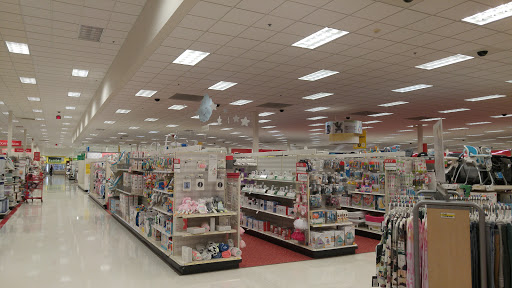 Department Store «Target», reviews and photos, 3885 E Main St, St Charles, IL 60174, USA