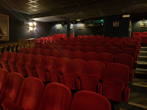 Theaters on Sundays in Toulouse