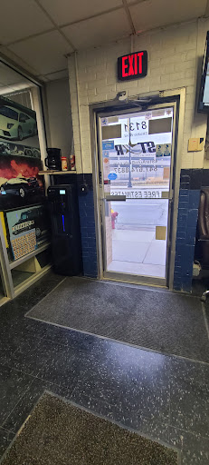 Auto Body Shop «4 Star Auto Body», reviews and photos, 8131 Skokie Blvd, Skokie, IL 60077, USA