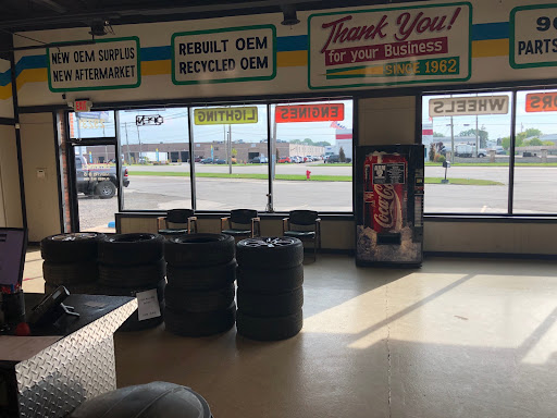 Used Auto Parts Store «Highway Auto Parts», reviews and photos, 29231 Groesbeck Hwy, Roseville, MI 48066, USA