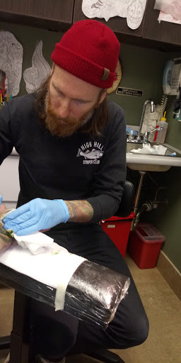 Tattoo Shop «Da Vinci Tattoo», reviews and photos, 3247 Sunrise Hwy, Wantagh, NY 11793, USA