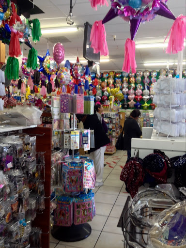 Dollar Store «Dollar Deal», reviews and photos, 1279 Veterans Blvd, Redwood City, CA 94063, USA