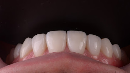 Mauricio Arias Experience - Odontología - Diseño de Sonrisa - Blanqueamiento Dental - Ortodoncia - Implantes Dentales - Endodoncia - Periodoncia