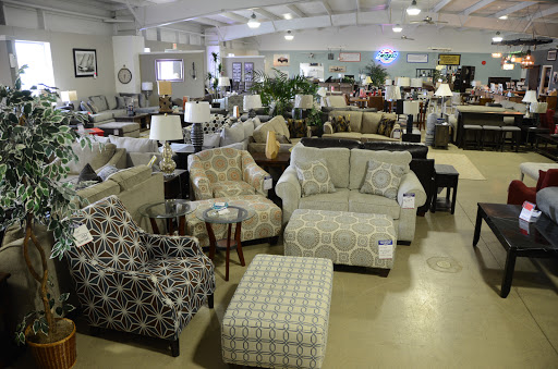 Furniture Store «Walls Furniture & Mattress», reviews and photos, 3611 N Nebo Rd, Muncie, IN 47304, USA