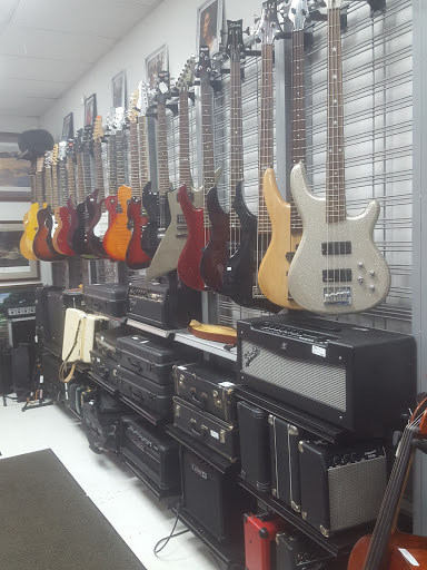 Pawn Shop «Uptown Exchange», reviews and photos, 1279 S Old US Hwy 23, Brighton, MI 48114, USA