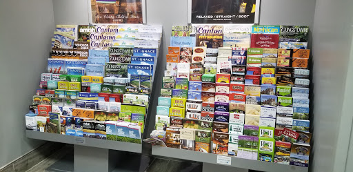 Outlet Mall «Ohio Station Outlets», reviews and photos, 9911 Avon Lake Rd, Burbank, OH 44214, USA