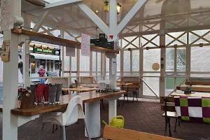 Restaurace Pod Lampou v Teplicích v Šanově image