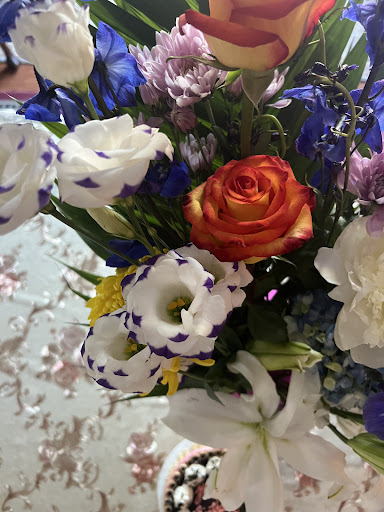 Florist «Cliff Garden Florist», reviews and photos, 13-09 Saddle River Rd, Fair Lawn, NJ 07410, USA