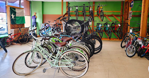 Bicycle Store «Denton Bicycle Center», reviews and photos, 1700 N Elm St, Denton, TX 76201, USA