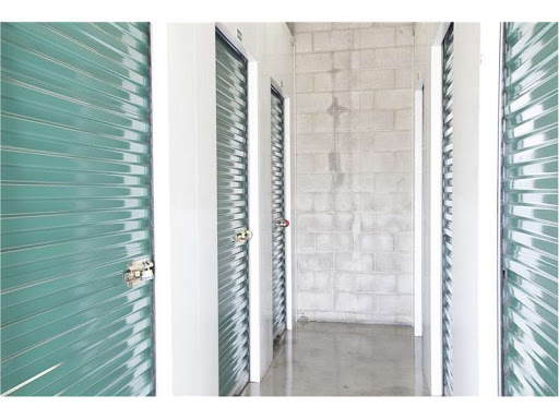 Storage Facility «Extra Space Storage», reviews and photos, 15125 Lakewood Blvd, Paramount, CA 90723, USA