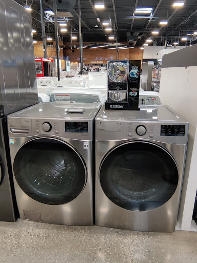 Electronics Store «Best Buy», reviews and photos, 1550 Lake Woodlands Dr, The Woodlands, TX 77380, USA