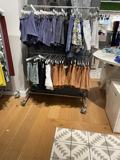 Clothing Store «AEO & Aerie Store», reviews and photos, 825 Dulaney Valley Rd #116, Towson, MD 21204, USA