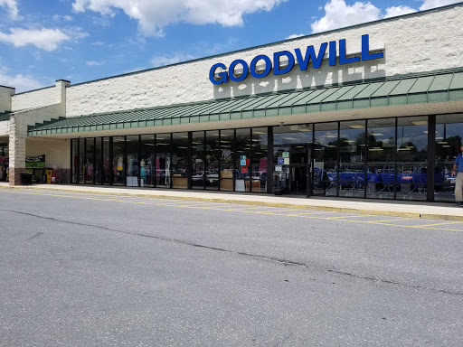 Thrift Store «Goodwill», reviews and photos, 524 N Antrim Way, Greencastle, PA 17225, USA