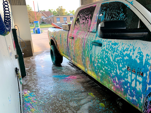Tidal Wave Car Wash en Mattoon