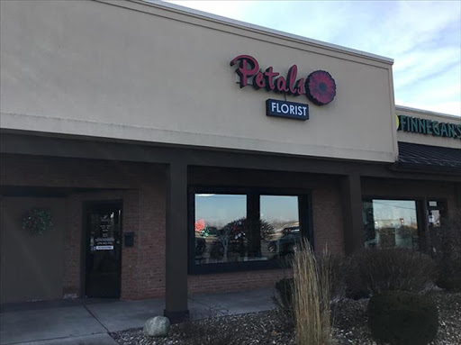 Petals, 1076 Joliet St, Dyer, IN 46311, USA, 