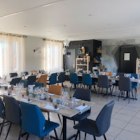Atmosphère du Restaurant gastronomique Restaurant La Route Bleue à La Fouillouse - n°10