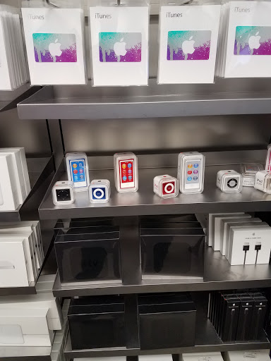 Computer Store «Apple Orland Square Mall», reviews and photos, 428 Orland Square Dr, Orland Park, IL 60462, USA