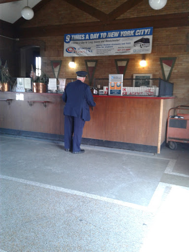 Greyhound Bus Station image 8