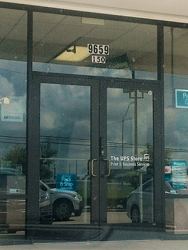 Shipping and Mailing Service «The UPS Store», reviews and photos, 9659 North Sam Houston Pkwy E #150, Humble, TX 77396, USA