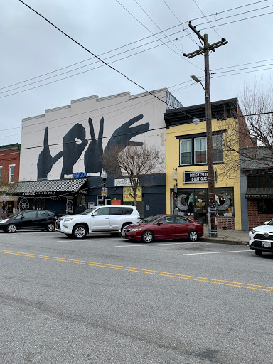 Brightside Boutique, 915 W 36th St, Baltimore, MD 21211, USA, 