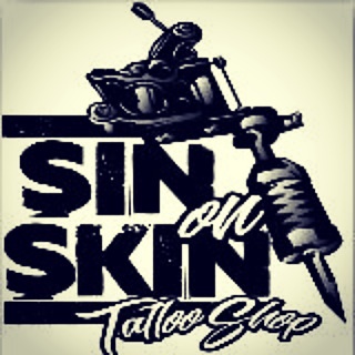 Explore english bulldog tattoo ideas, creative tattoo ideas in Pearland, available at Black List Tattoo & Piercing Co.